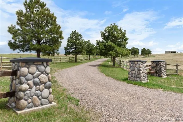 74 Rocky Cliff Road Elizabeth, CO 80107