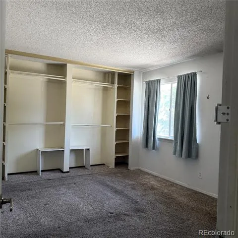 1955 S Oakland Way Aurora, CO 80014