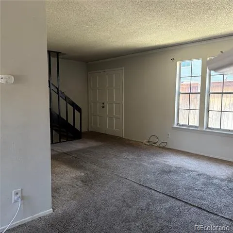 1955 S Oakland Way Aurora, CO 80014