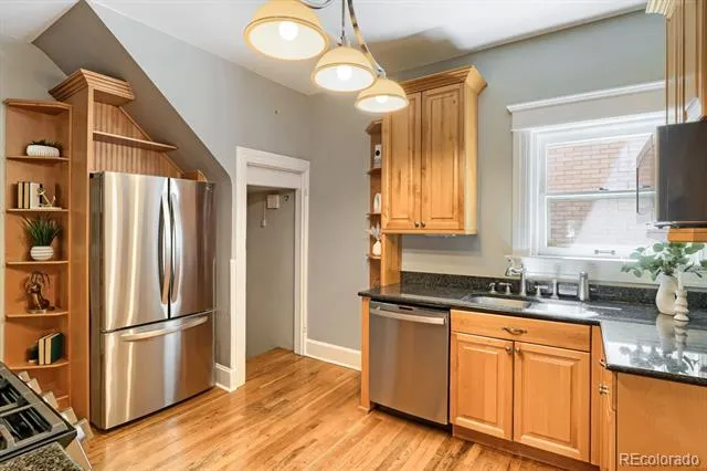 1000 E 7th.a Avenue Denver, CO 80218