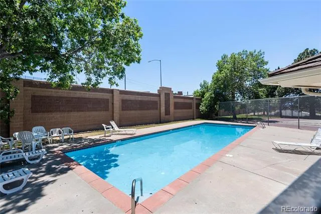 3083 S Ursula Circle #201 Aurora, CO 80014