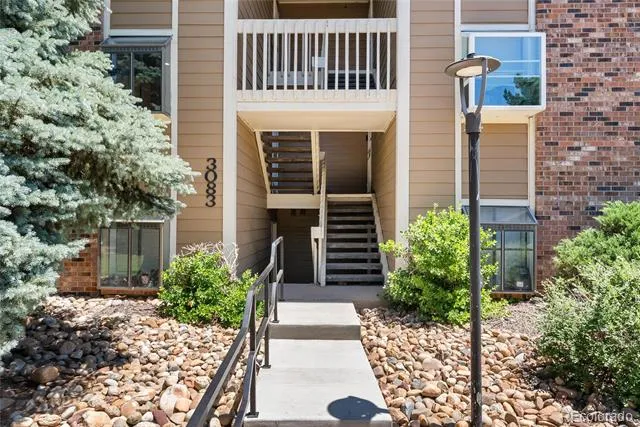 3083 S Ursula Circle #201 Aurora, CO 80014