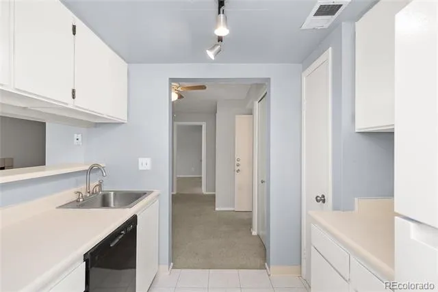 3083 S Ursula Circle #201 Aurora, CO 80014
