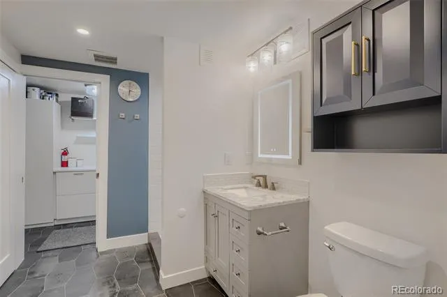 2743 S Jackson Street Denver, CO 80210