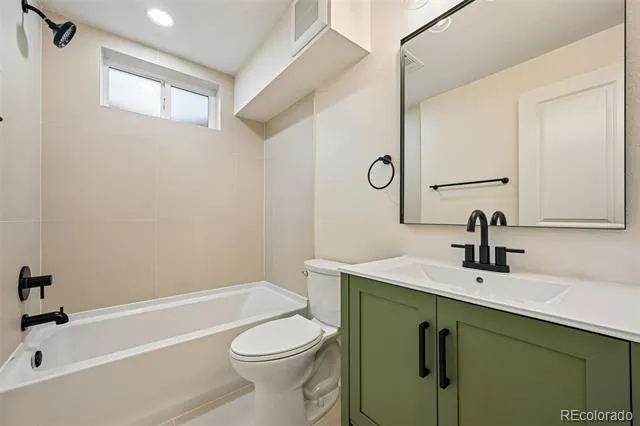 2020 W 73rd Place Denver, CO 80221
