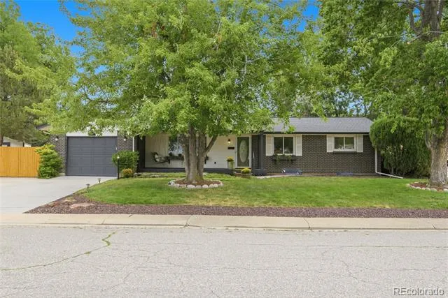 6902 Oak Way Arvada, CO 80004