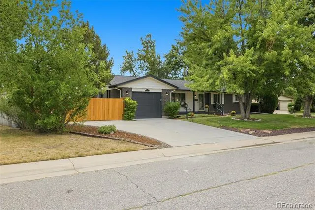 6902 Oak Way Arvada, CO 80004