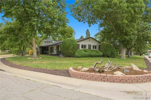 6902 Oak Way Arvada, CO 80004