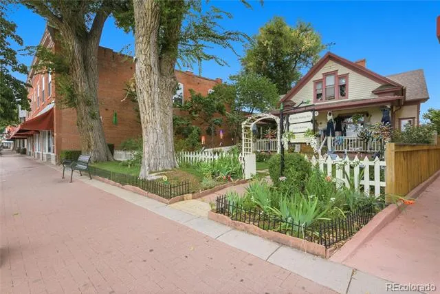 6902 Oak Way Arvada, CO 80004