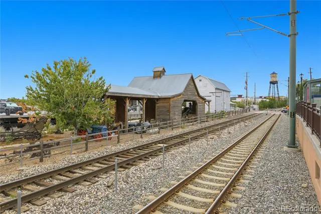 6902 Oak Way Arvada, CO 80004