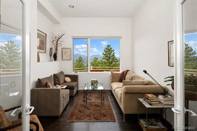 1893 Montane Drive Golden, CO 80401