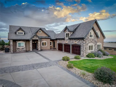 3725 Twisted Oak Circle