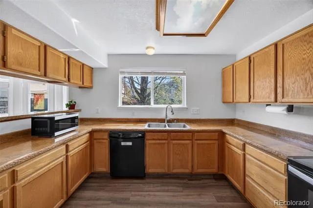 4052 S Kirk Way Aurora, CO 80013