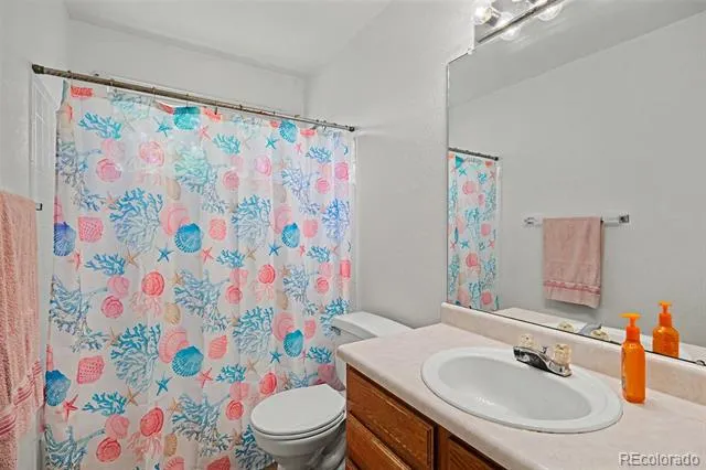 4052 S Kirk Way Aurora, CO 80013