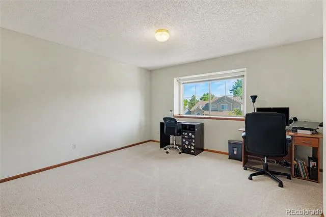 4052 S Kirk Way Aurora, CO 80013