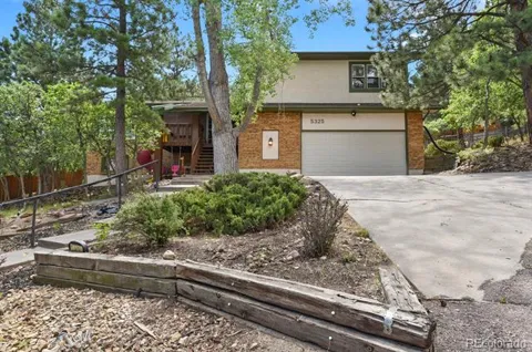 5325 Autumn Hills Court