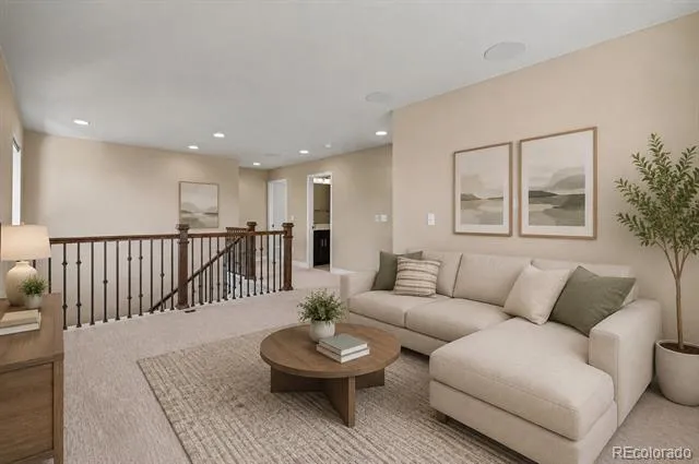 287 Vista Cliff Circle Castle Rock, CO 80104