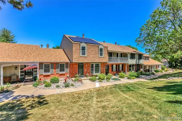2433 E Fremont Court Centennial, CO 80122
