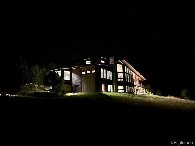 21261 Broadview Road Nathrop, CO 81236