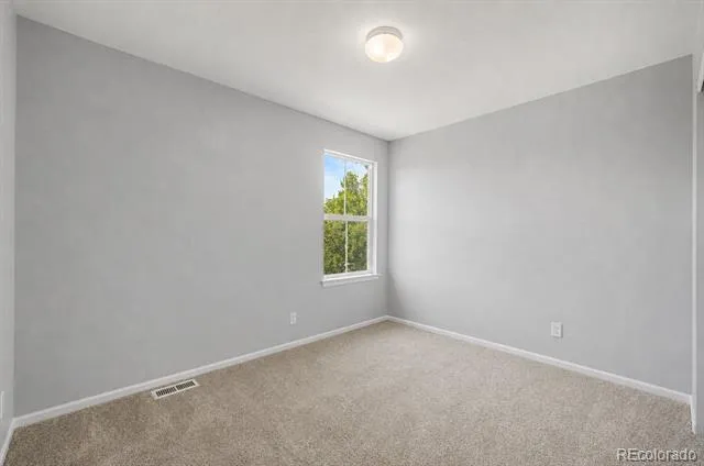 13856 Ivanhoe Street Thornton, CO 80602
