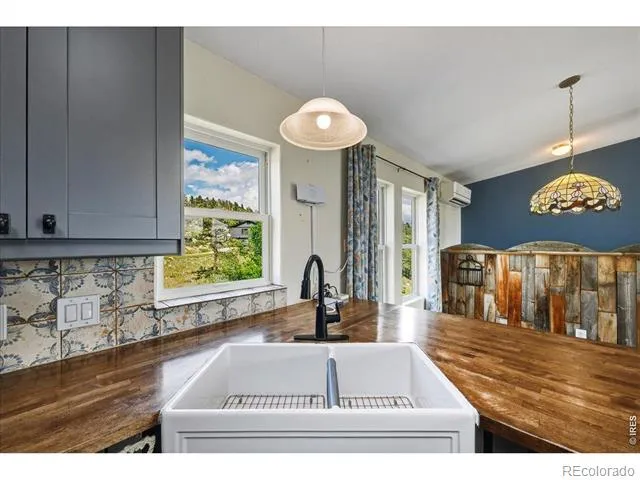 285 Guardian Peak Drive Livermore, CO 80536