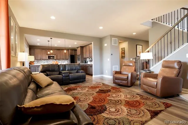 6040 Clover Ridge Circle Castle Rock, CO 80104