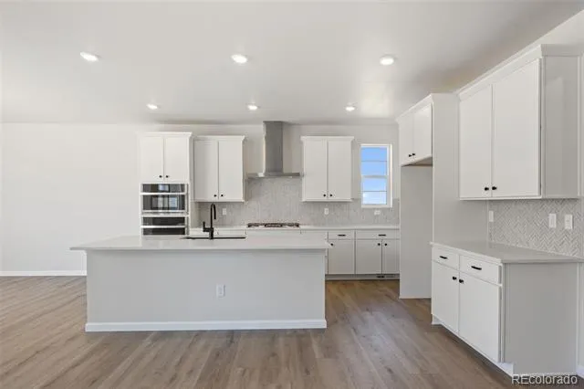24376 E 35th Drive Aurora, CO 80019