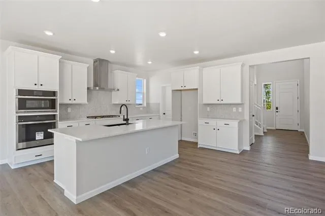 24376 E 35th Drive Aurora, CO 80019