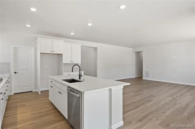 24376 E 35th Drive Aurora, CO 80019