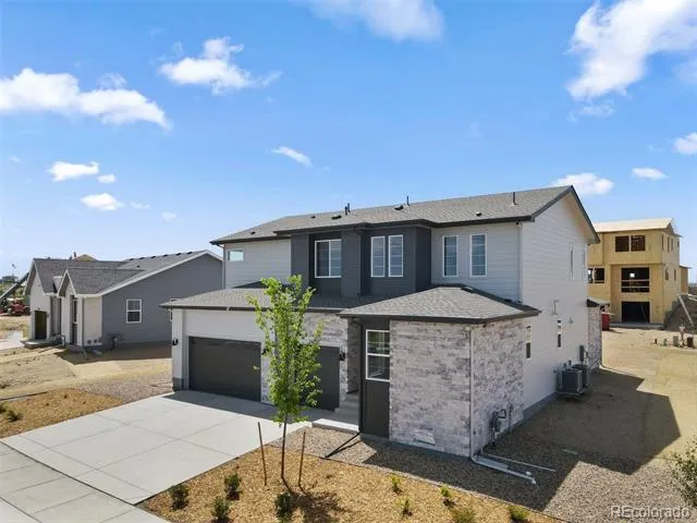 24376 E 35th Drive Aurora, CO 80019