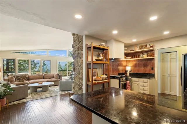 1150 Forest Hill Place Woodland Park, CO 80863