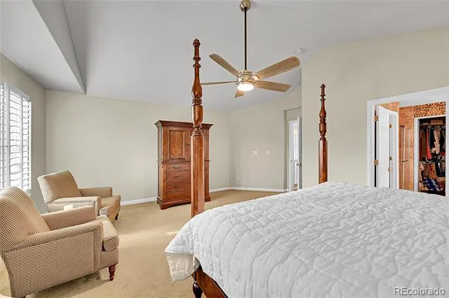 9424 S Hackberry Lane Highlands Ranch, CO 80129