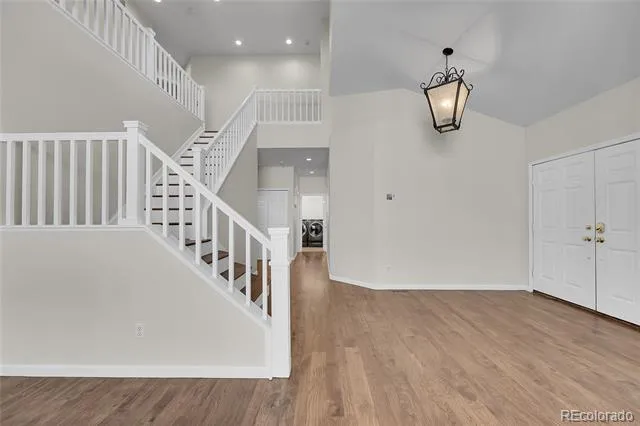 9424 S Hackberry Lane Highlands Ranch, CO 80129