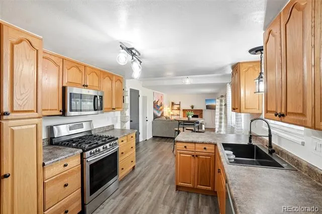 1535 S Terry Street Longmont, CO 80501