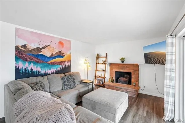 1535 S Terry Street Longmont, CO 80501