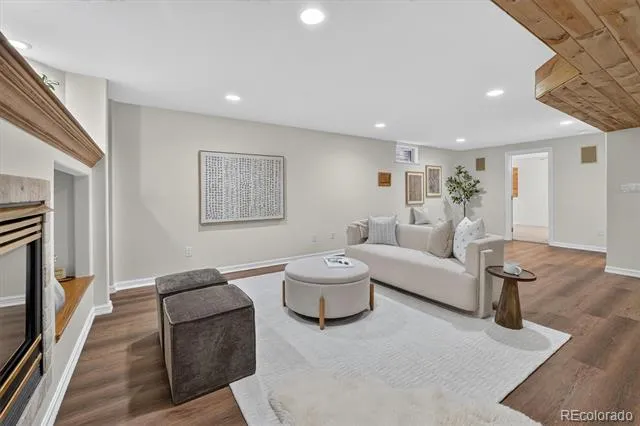 3019 S Eaton Street Denver, CO 80227