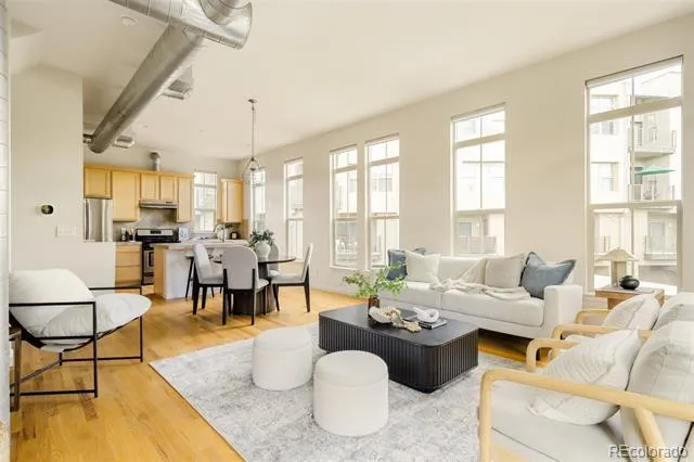 2889 Syracuse Court Denver, CO 80238