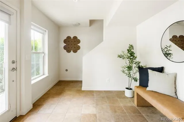 2889 Syracuse Court Denver, CO 80238