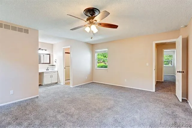 2826 S Wheeling Way Aurora, CO 80014