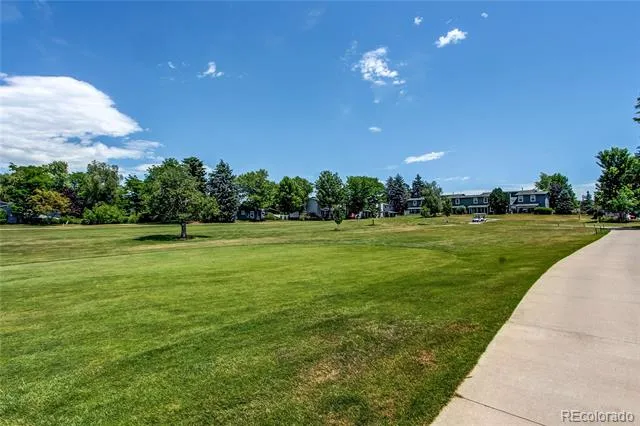 2826 S Wheeling Way Aurora, CO 80014