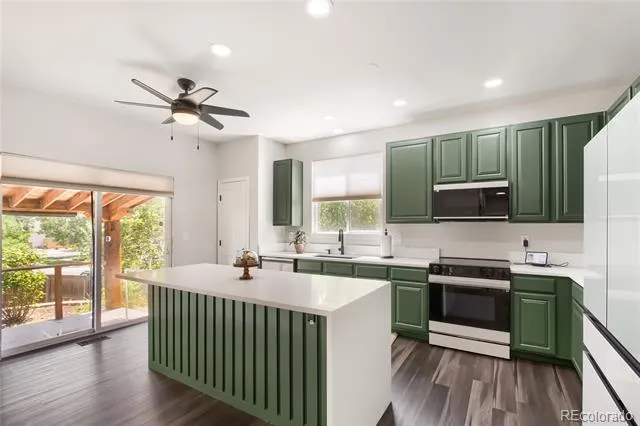 204 Straw Court Brighton, CO 80601