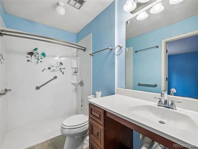 1522 S Carson Street Aurora, CO 80012