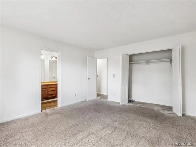 1522 S Carson Street Aurora, CO 80012