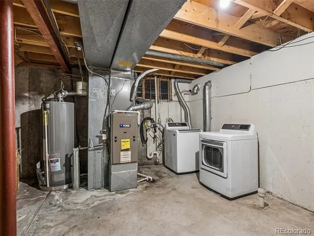 1522 S Carson Street Aurora, CO 80012