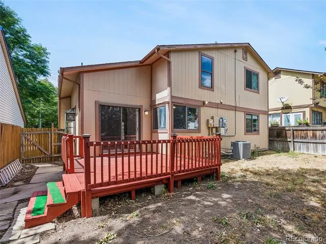 1522 S Carson Street Aurora, CO 80012