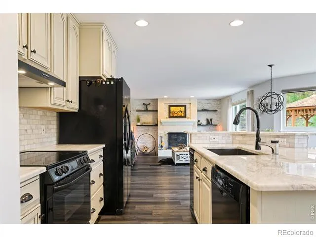 12023 Coal Creek Heights Drive Golden, CO 80403