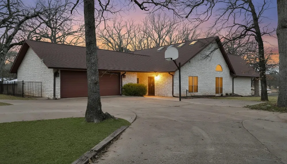 9580 Brockrim Lane Quinlan, TX 75474