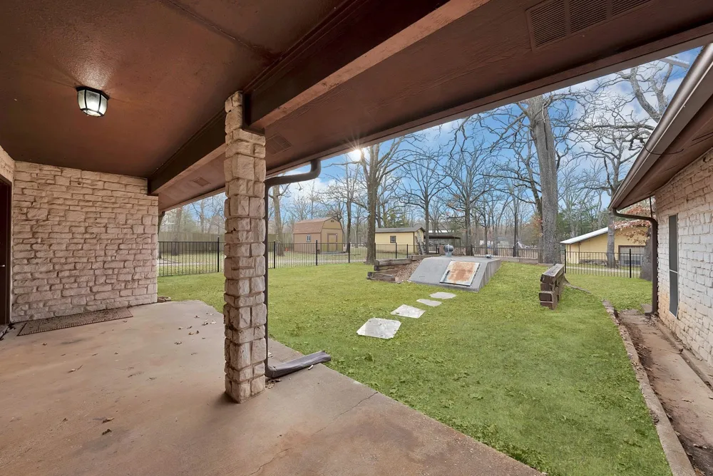9580 Brockrim Lane Quinlan, TX 75474