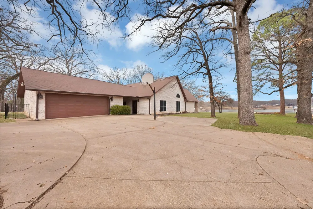9580 Brockrim Lane Quinlan, TX 75474