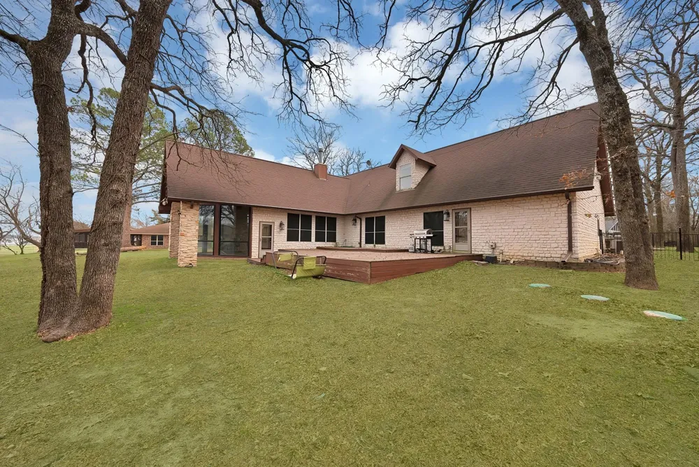 9580 Brockrim Lane Quinlan, TX 75474